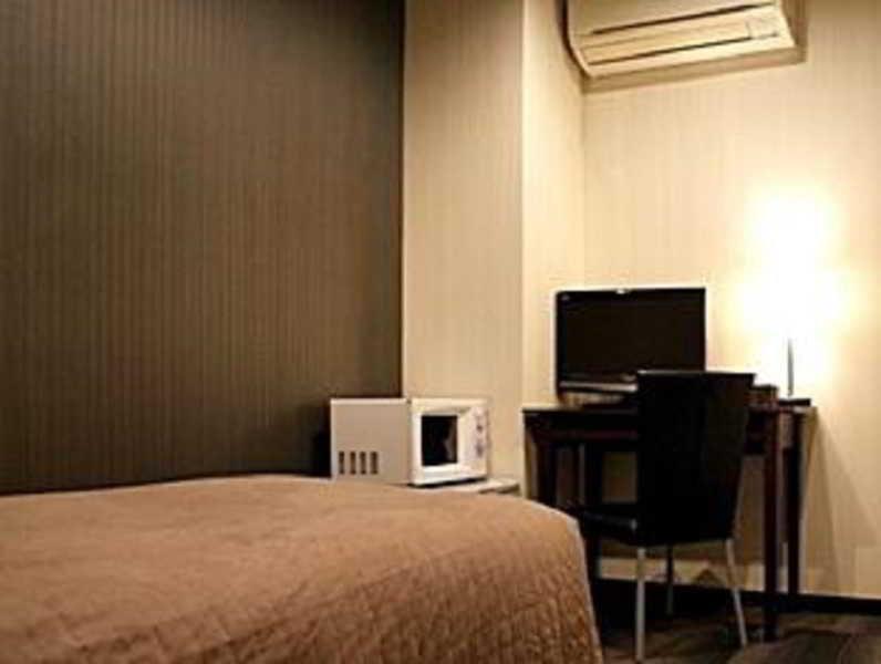 Hotel Livemax Budget Shinosaka Buitenkant foto